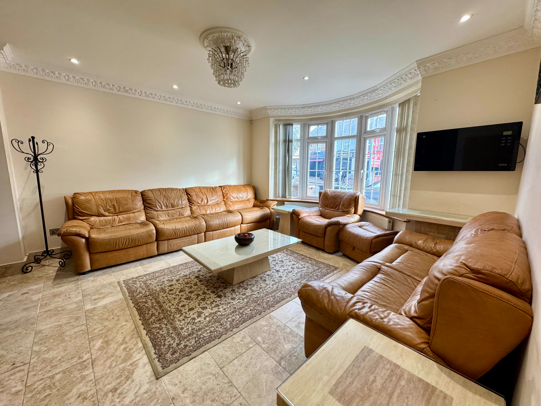 Luxury 8 Bed Home